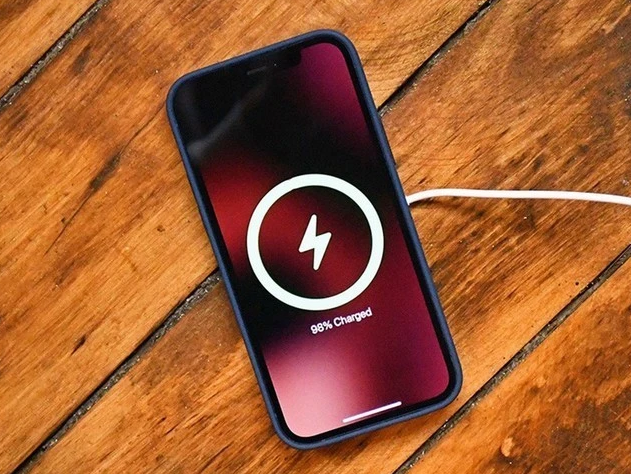 内乡苹果手机维修分享iPhone 12可以随便充电吗 